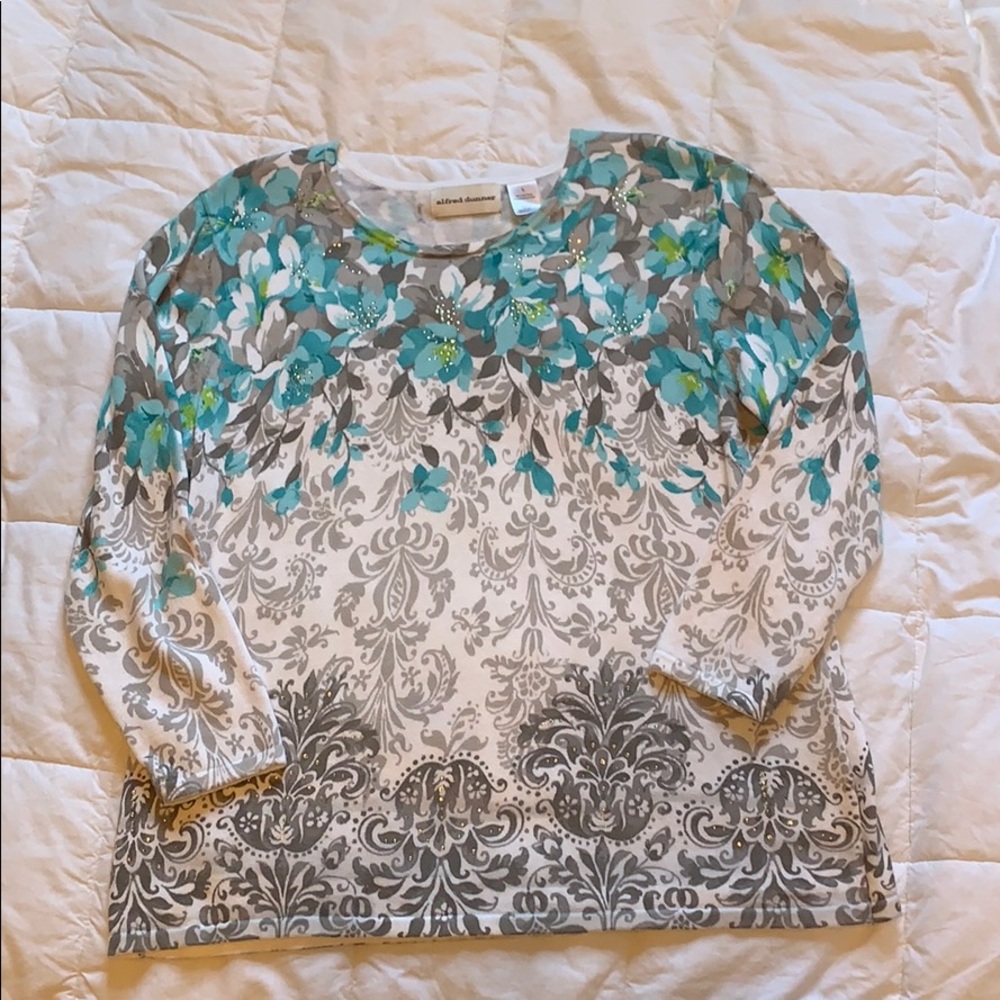 Pretty sweater